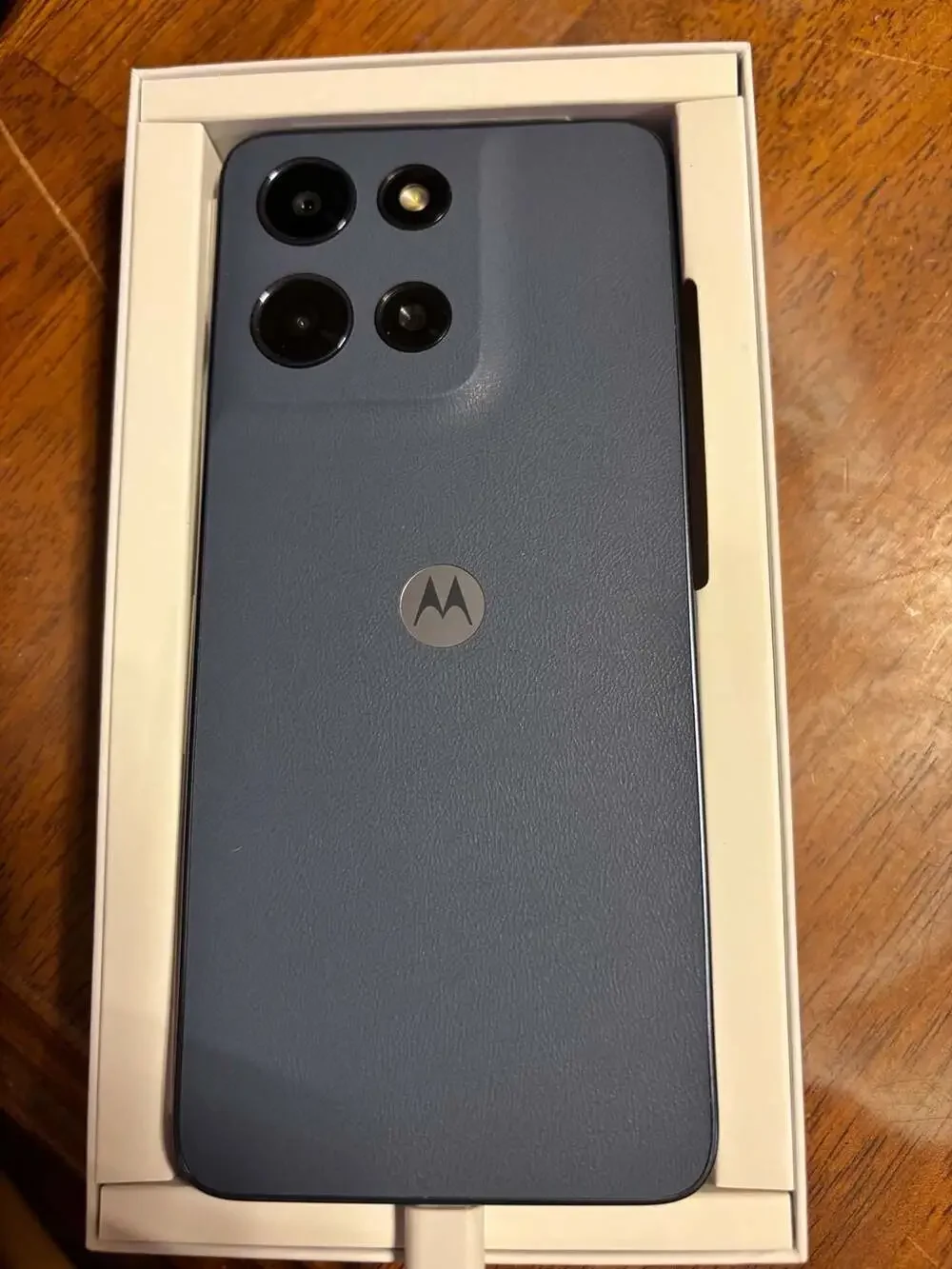 Motorola Moto G 2025 5G 128GB Smartphone (Consumer Cellular)